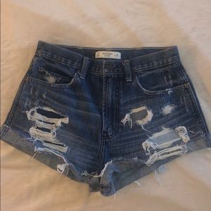 Abercrombie & Fitch distressed Jean Shorts size 0!